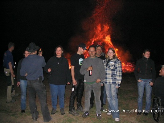../Images/osterfeuer198.jpg