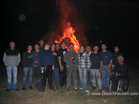 ../Images/osterfeuer200.jpg
