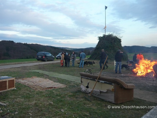 ../Images/osterfeuer295.jpg
