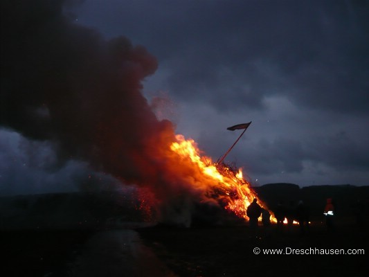 ../Images/osterfeuer398.jpg