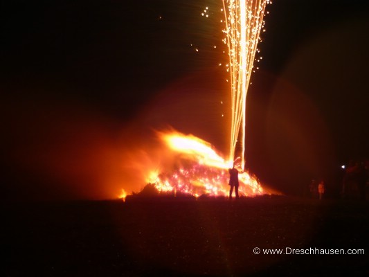 ../Images/osterfeuer416.jpg